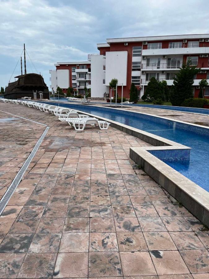 Fort Noks Apartments-Elenite Exteriér fotografie