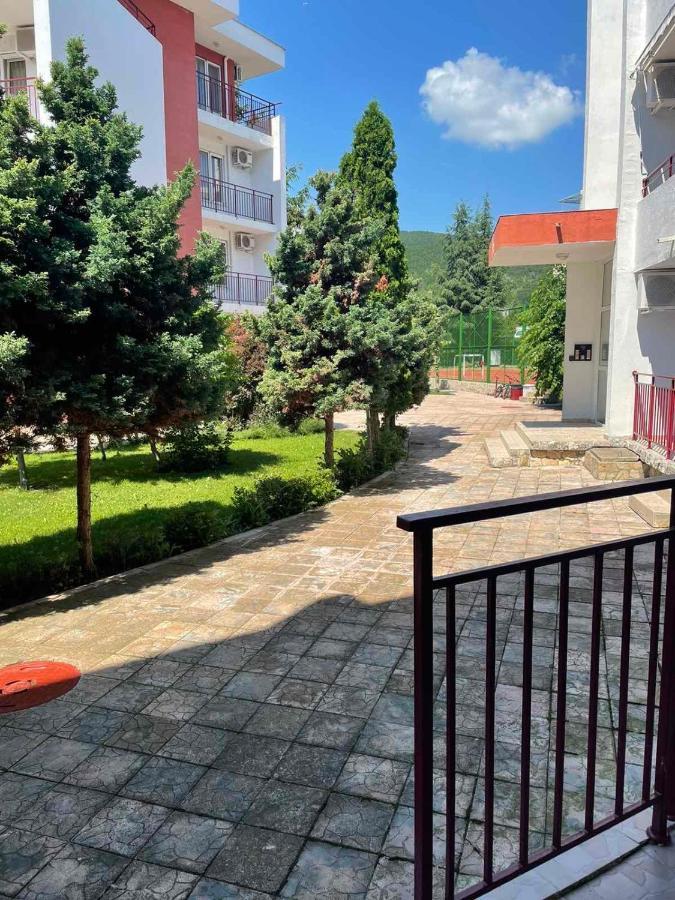Fort Noks Apartments-Elenite Exteriér fotografie
