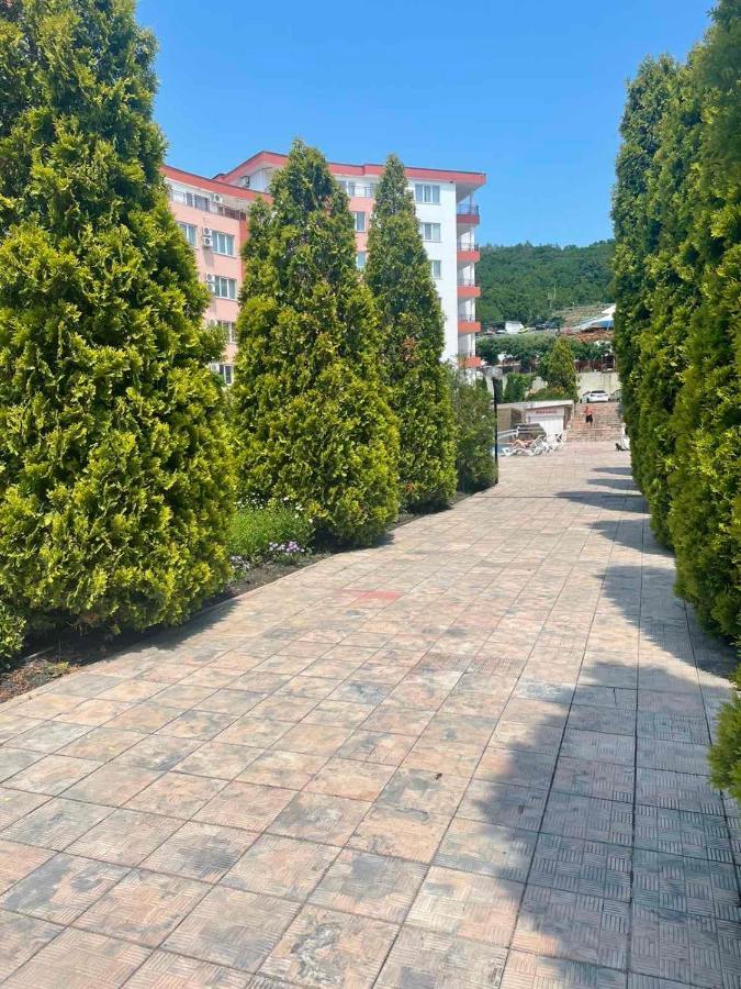 Fort Noks Apartments-Elenite Exteriér fotografie